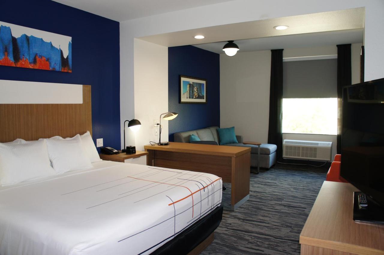 La Quinta Inn & Suites Katy-Mills By Wyndham Katy Kültér fotó